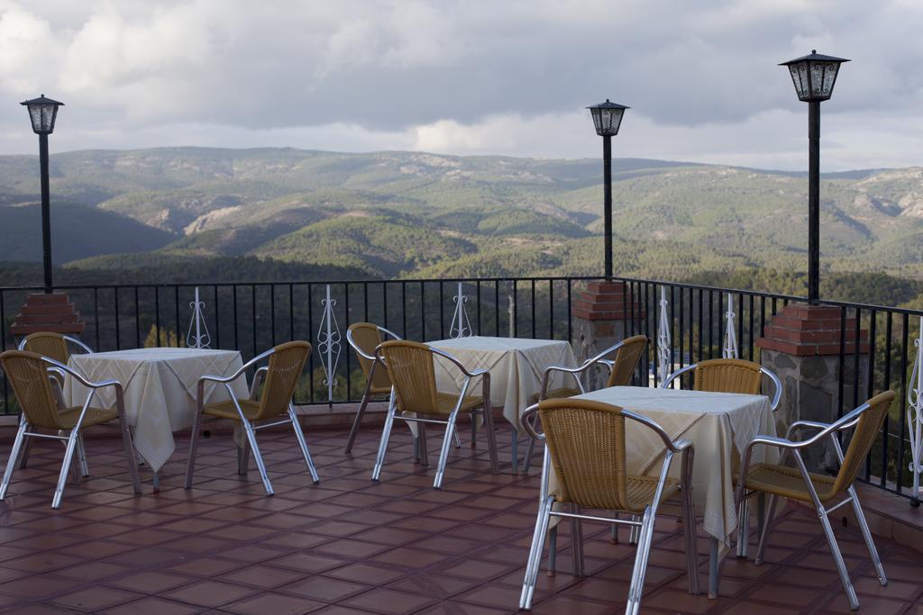 El Meson De Despenaperros Hotel Santa Elena Bagian luar foto