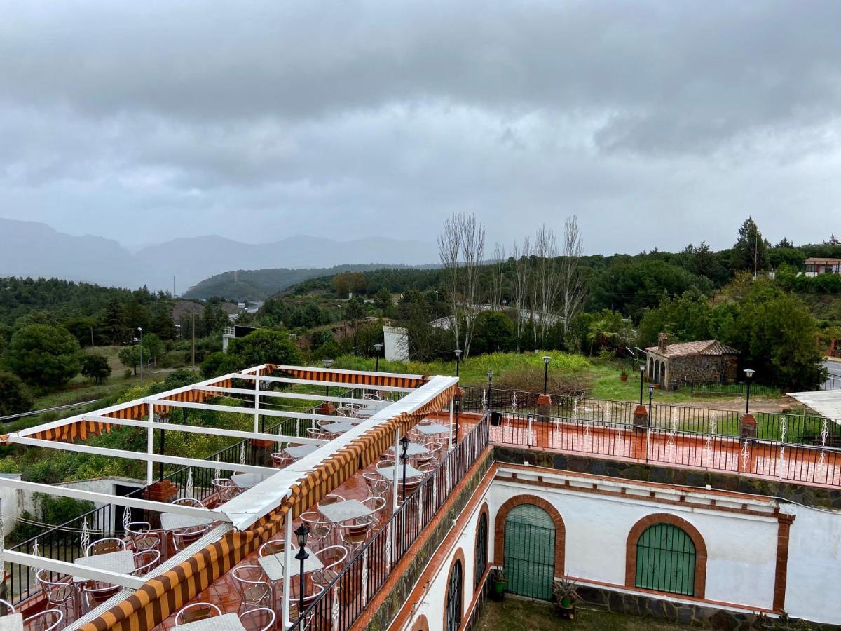 El Meson De Despenaperros Hotel Santa Elena Bagian luar foto